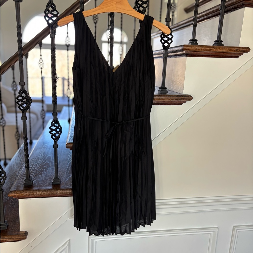 Banana Republic Elegant Black Sleeveless Dress